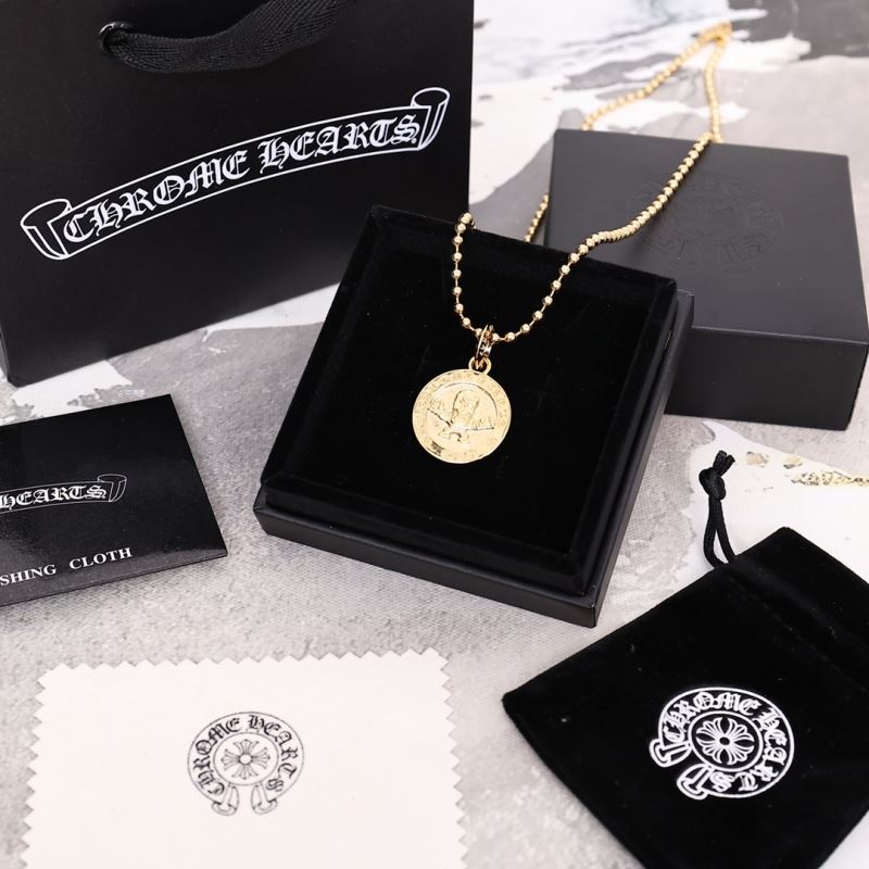 Ch**me He**ts necklaces